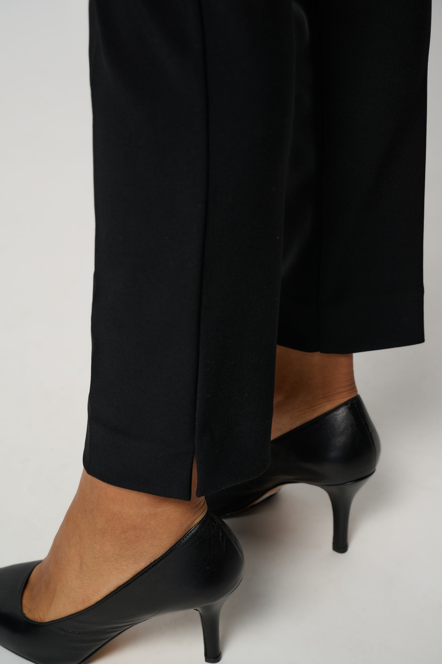 Joseph Ribkoff High Waist Slim Fit Pants Black 144092