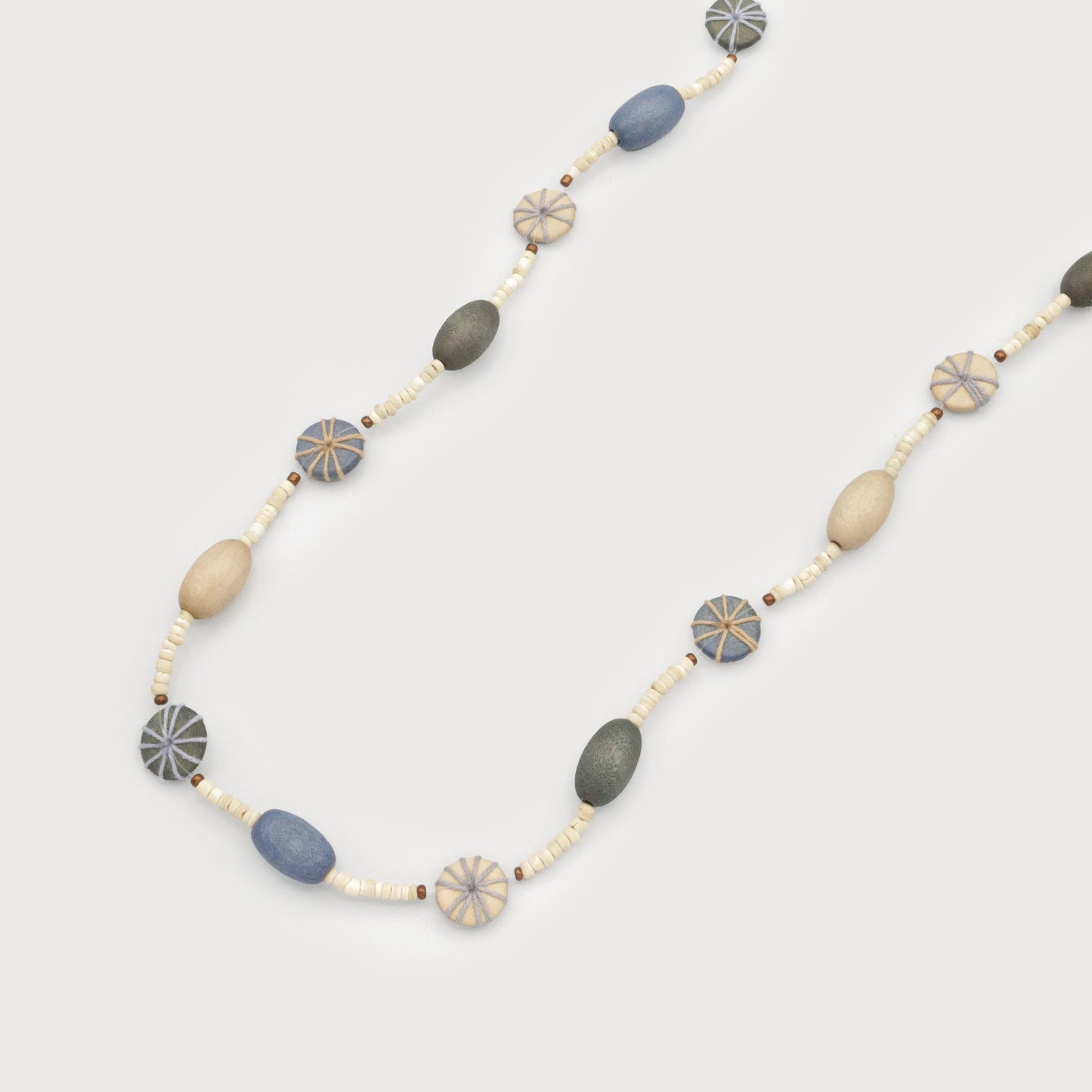 Caracol Long Necklace with Wood and Shell 1727-GRY