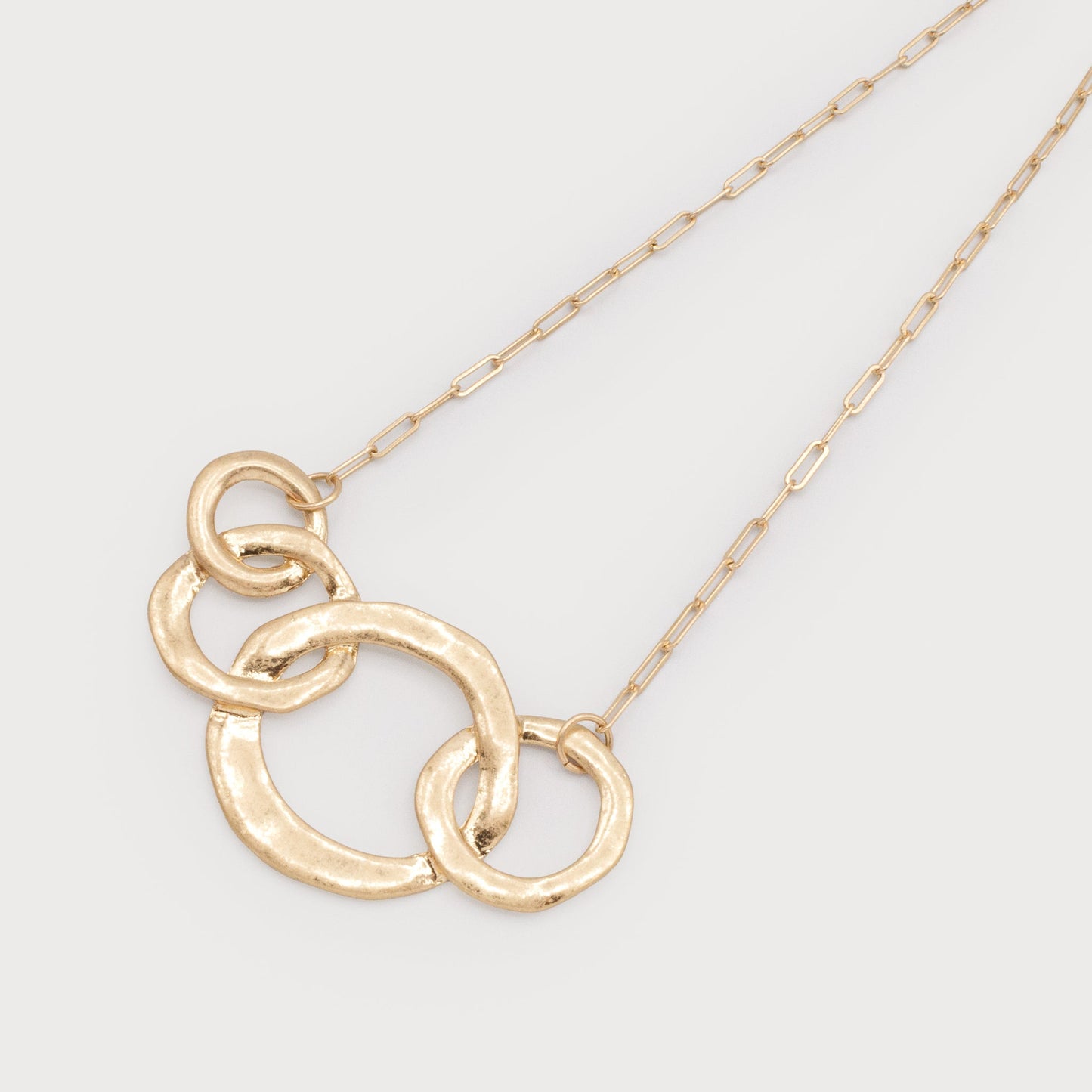 Caracol Intertwined Wavy Rings on Chain 1749-GLD