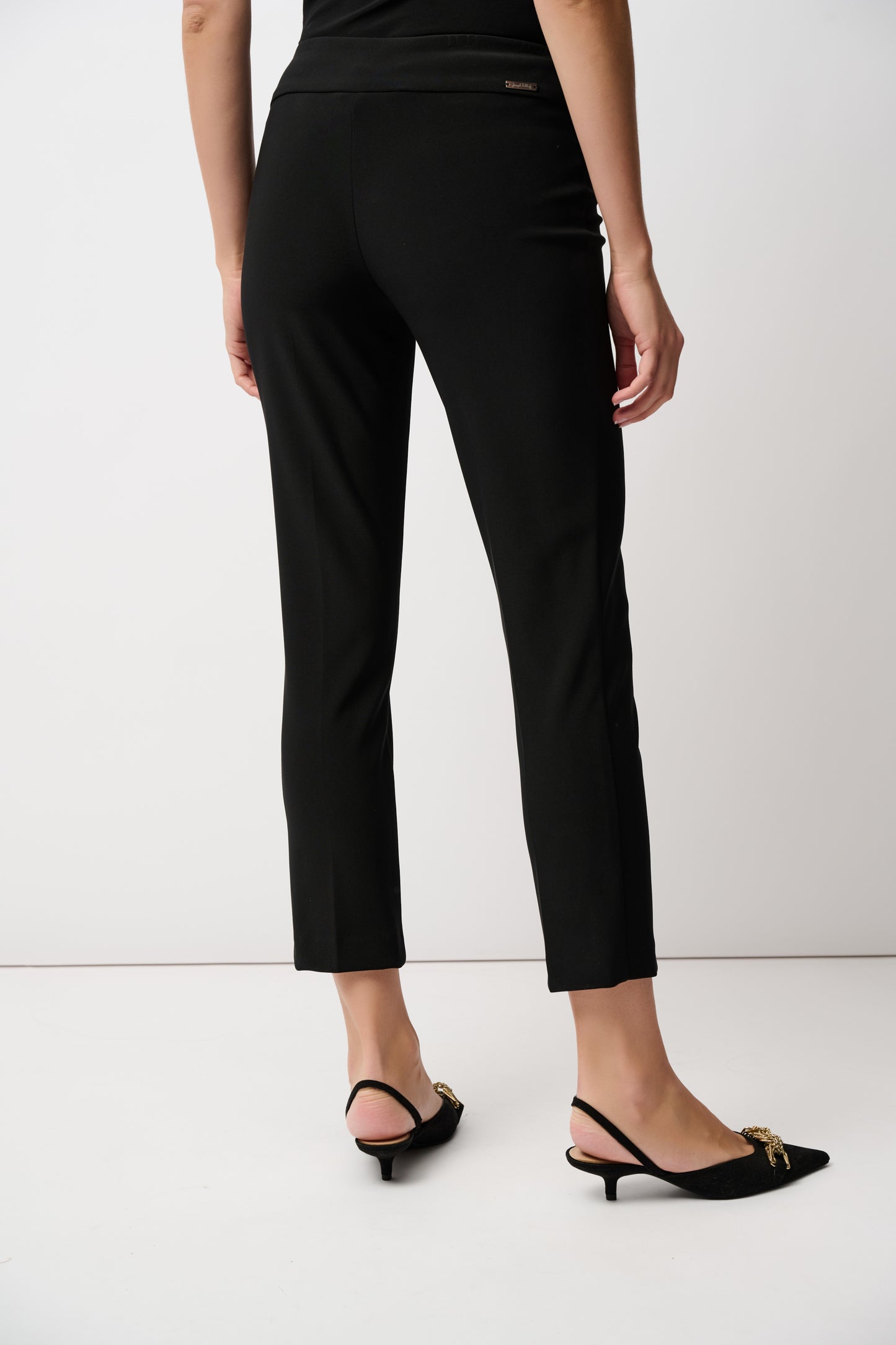 Joseph Ribkoff Classic Cropped Pant Black 181089
