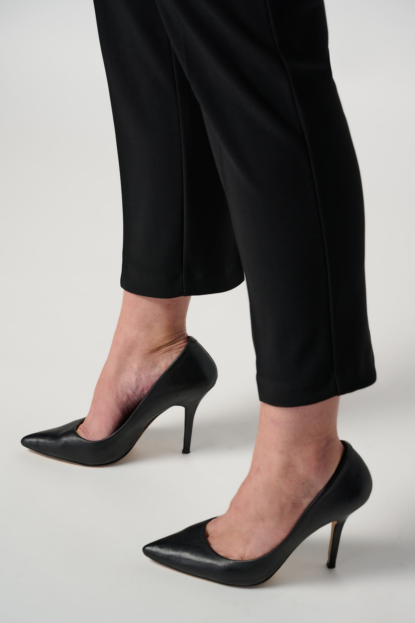Joseph Ribkoff Classic Cropped Pant Black 181089