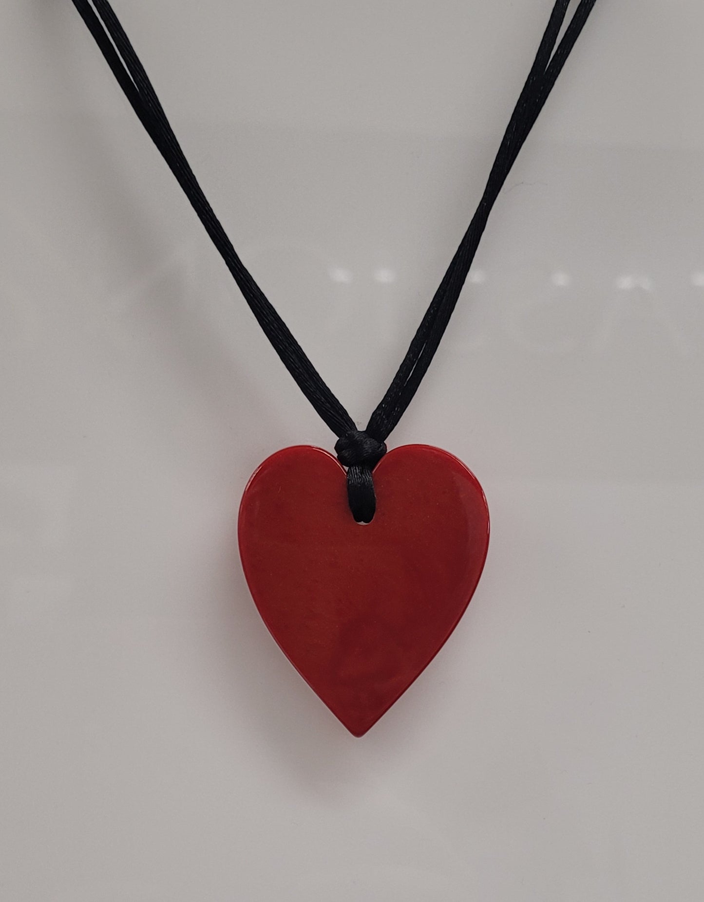 Zsiska Small Heart Pendant Red 50602049013Q00