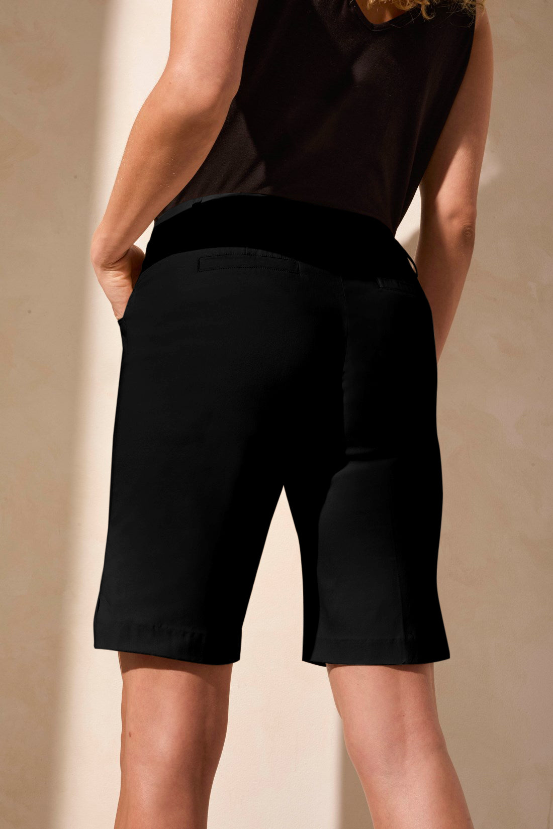 Tribal Flatten It Pull On Shorts w/Slits Black 20580-7165-0002