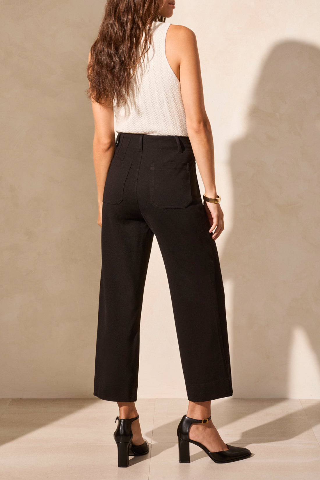 Tribal High Rise Fly Front Capri w/Pockets Black 22210-7026-0002