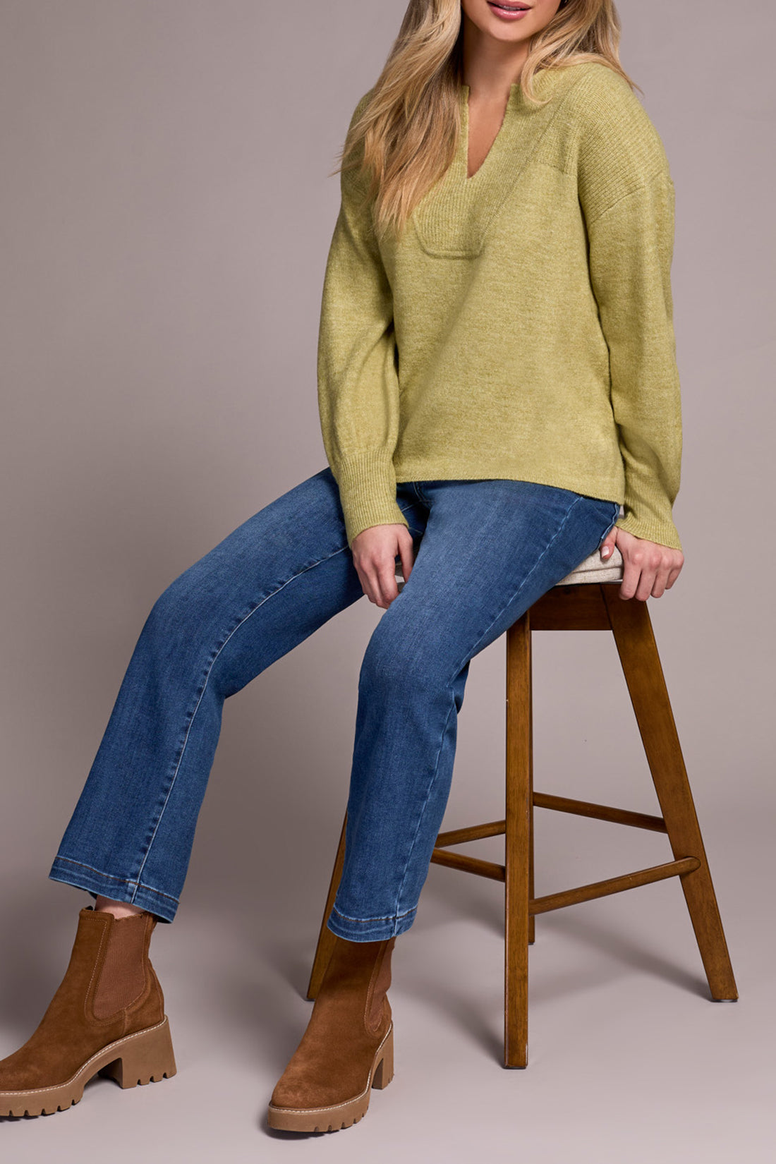 Tribal L/S Notch Neckline Sweater Leek 23800-3590-3264