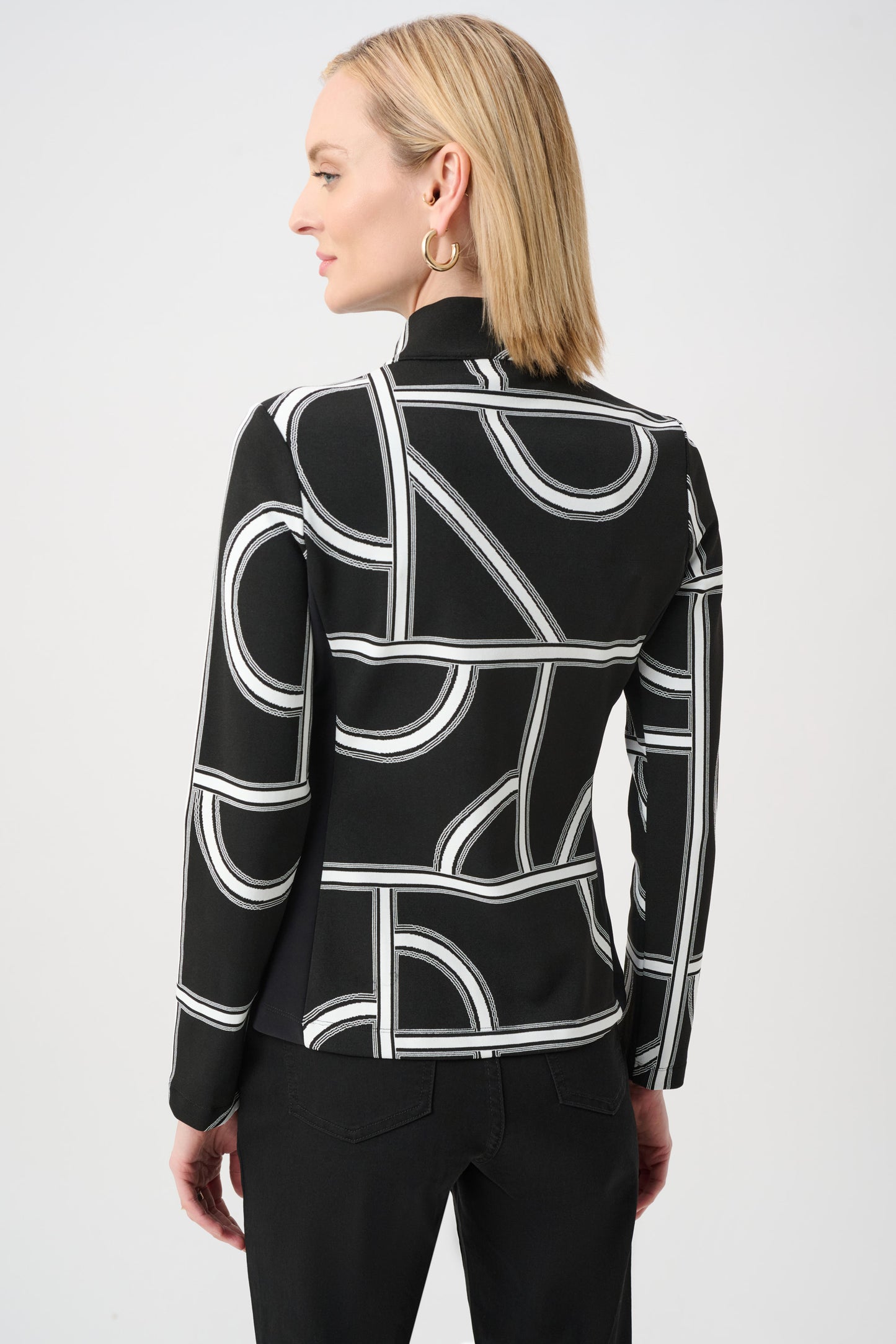 Joseph Ribkoff Jacquard Knit Geometric Fitted Jacket Black/Off-White 263055