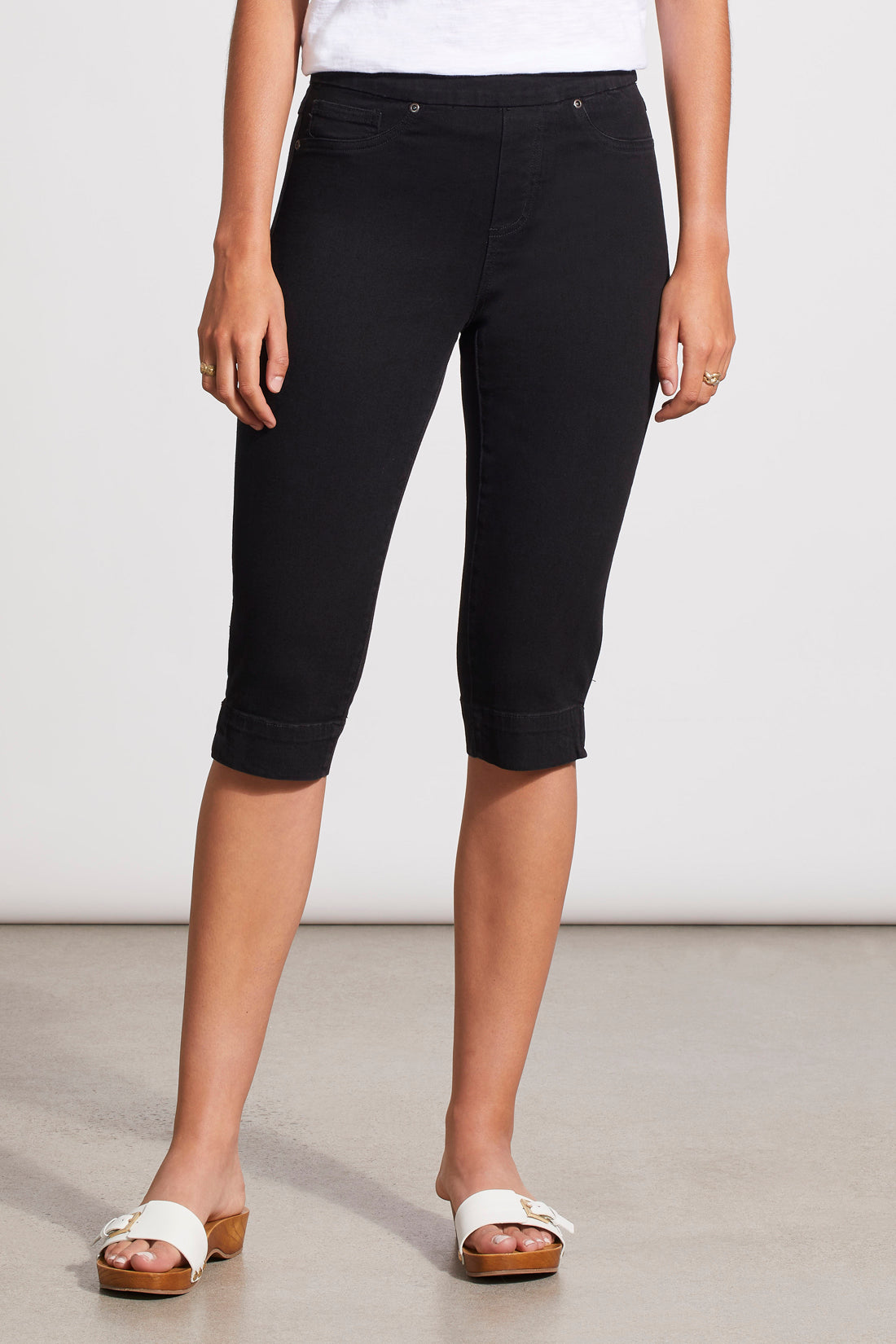 Tribal Audrey Pull On Capri Jeans W/ Side Slits Black 76740-2020-0002 – A  Passion for Fashion Inc.