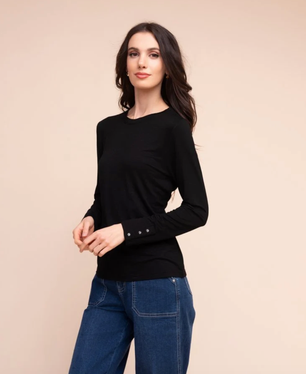 Alison Sheri Crew Neck Pullover Black A48151