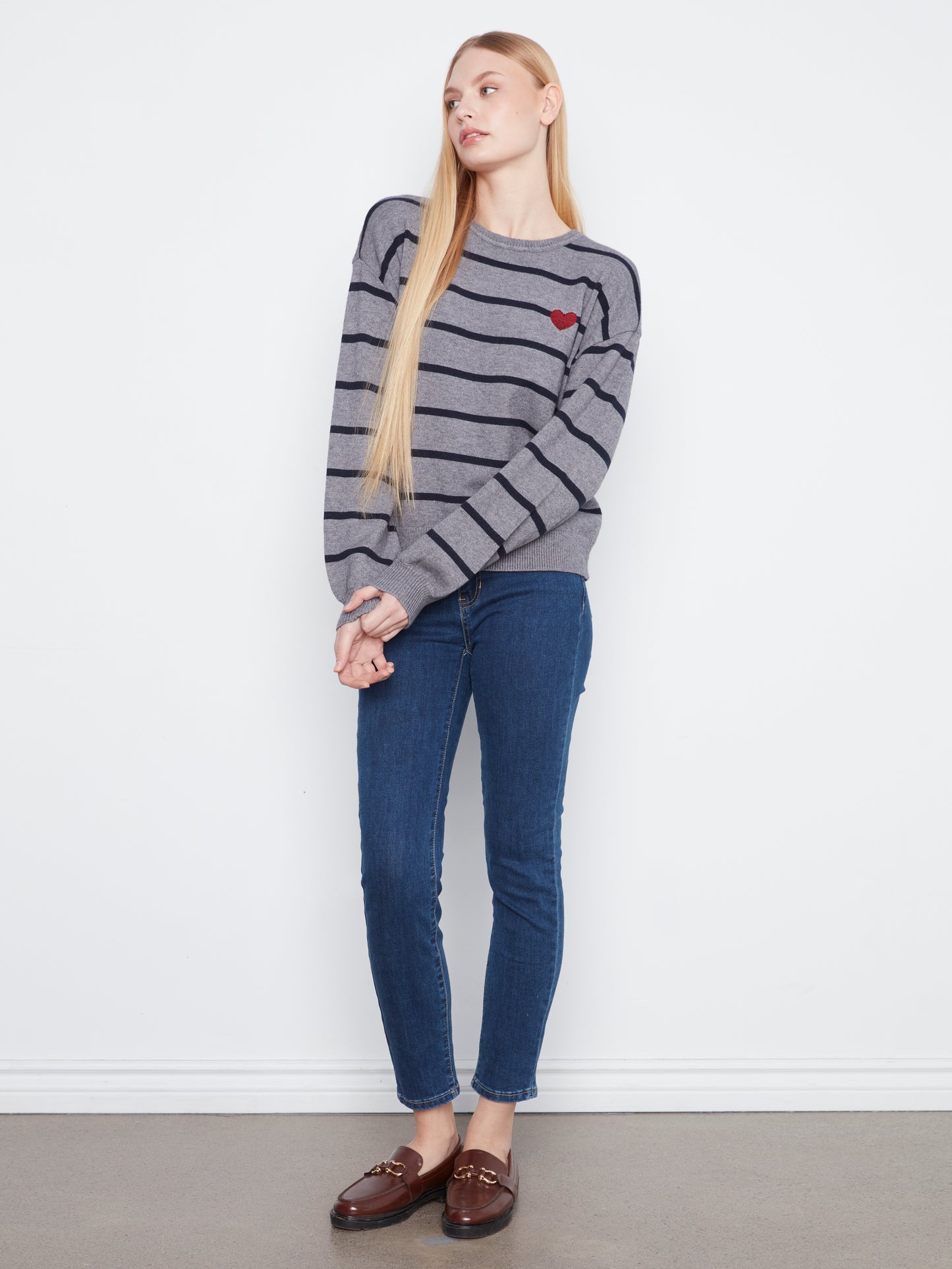 Charlie B Plush L/S Crew Neck Sweater w/Heart Embroidery Med. H. Grey C2985R-736A-P920