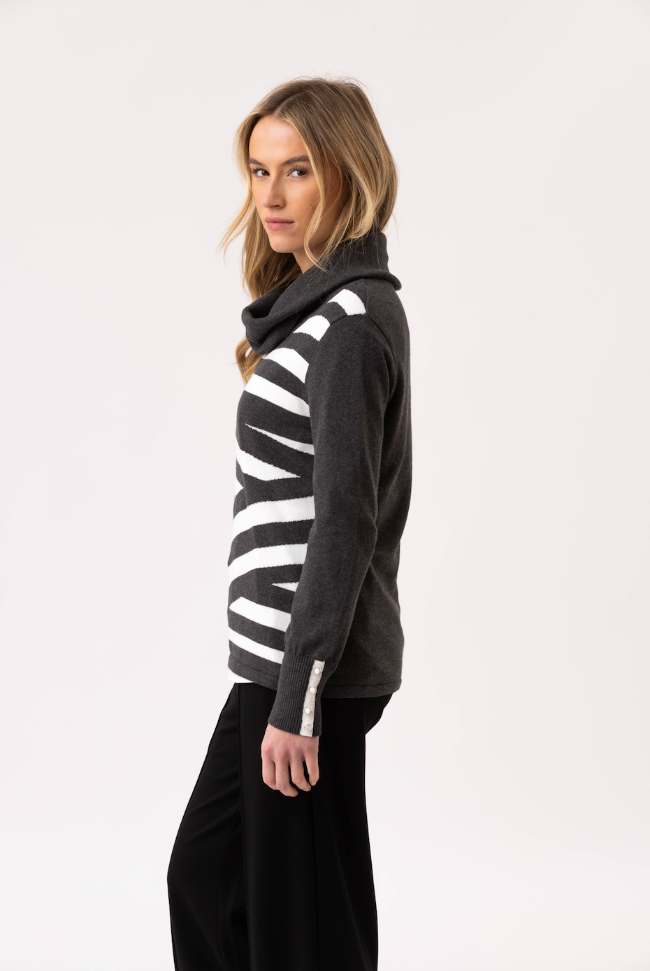 Marble Classic Fit Cowl Neck Sweater Charcoal 8090-105