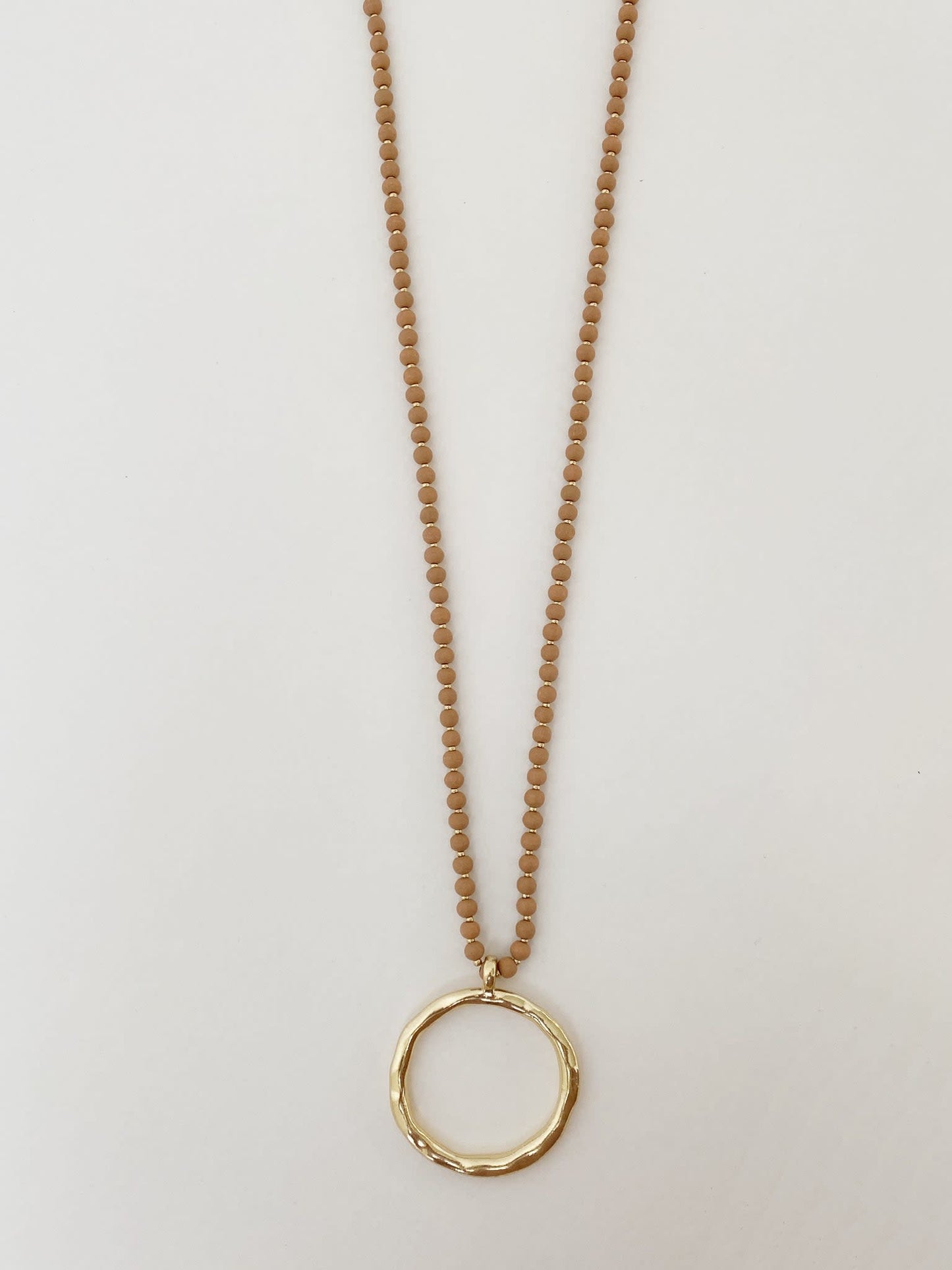 Caracol Beaded Wood Necklace w/Hammered Metal Ring 1526-PNK
