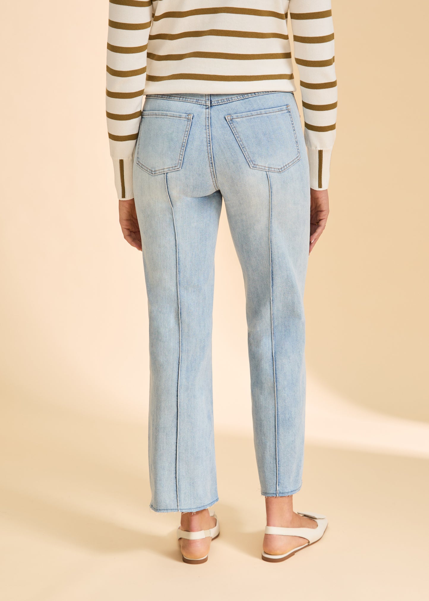 FDJ Olivia Wide Ankle Denim Pale Wash 2201779