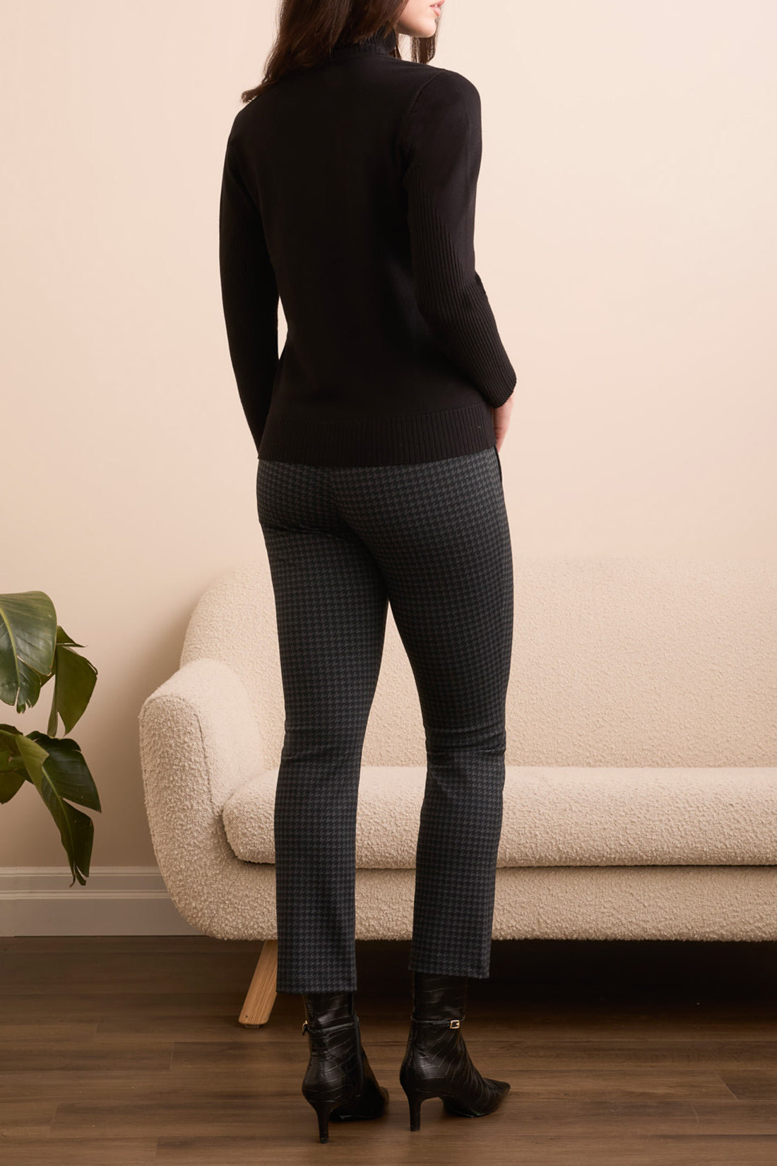 Tribal L/S Turtle Neck Sweater Black 22920-835-0002