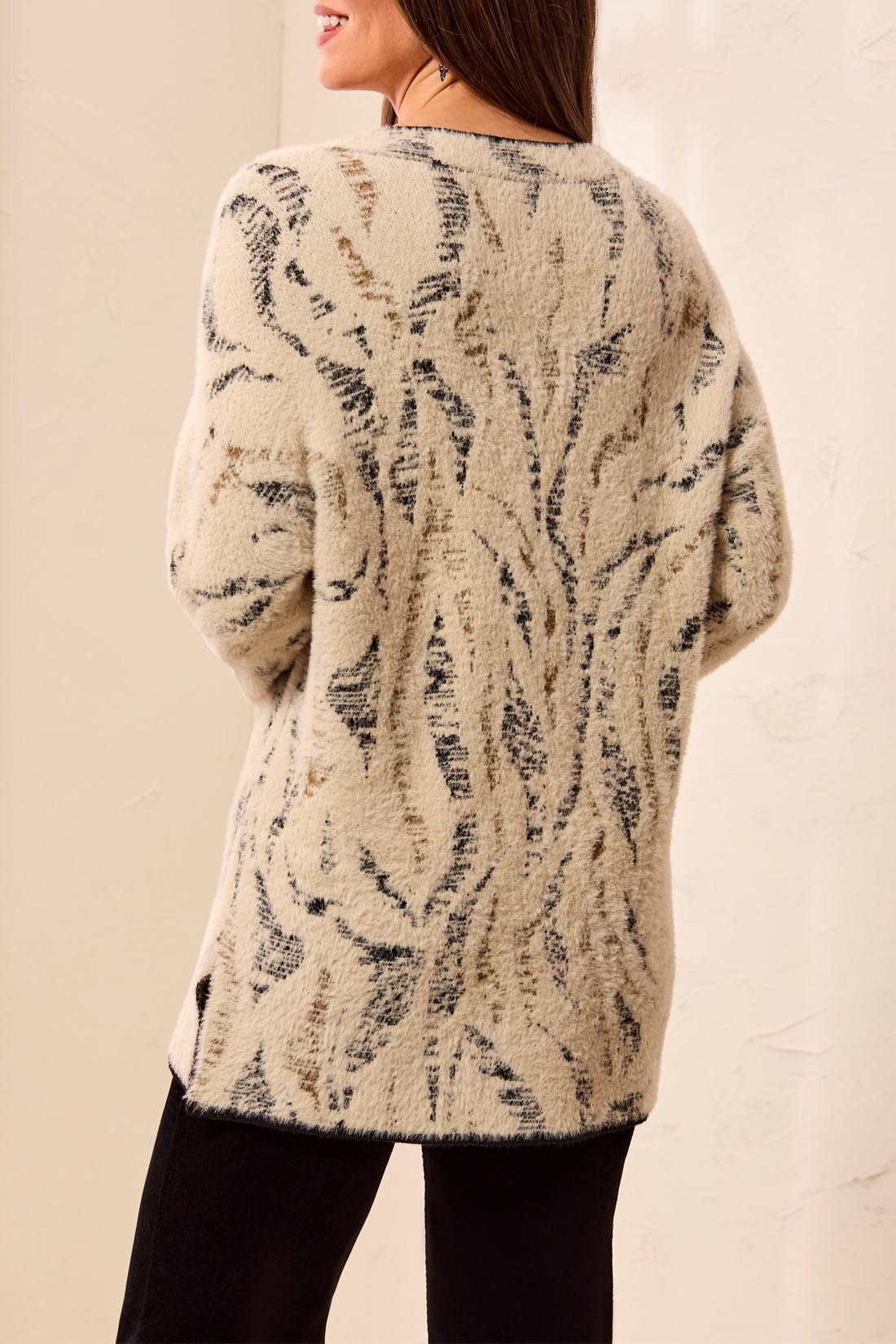 Tribal Fuzzy Animal Print L/S V-Neck Sweater Dull Gold 23540-8321-3390