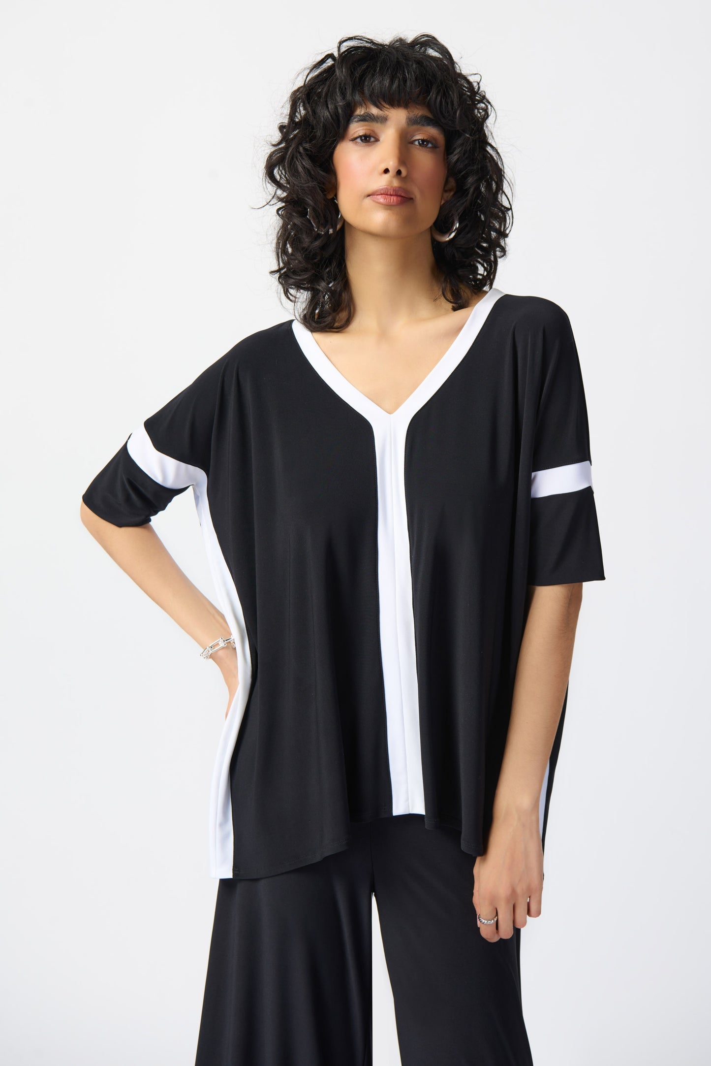 Joseph Ribkoff S/S Dolman Sleeve Colour Block Top Black/Vanilla 241125