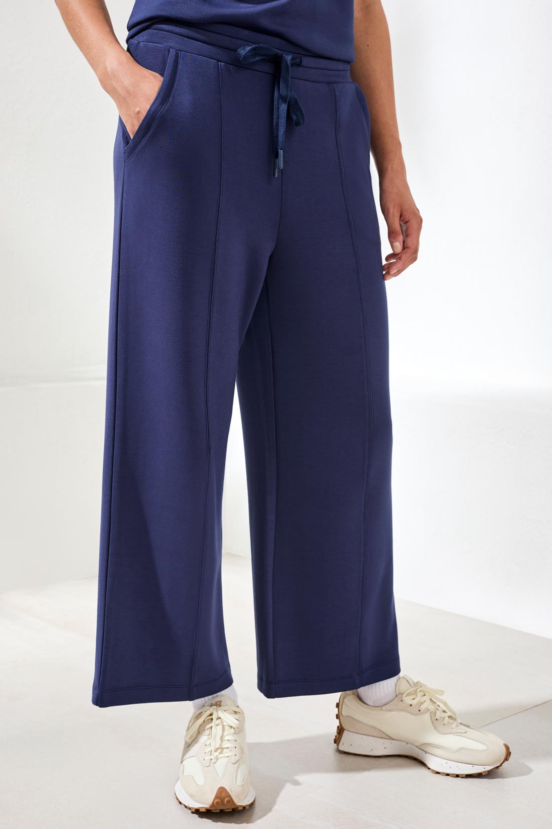 Tribal Pull On Capri w/Drawcord Jet Blue 24470-3390-3068
