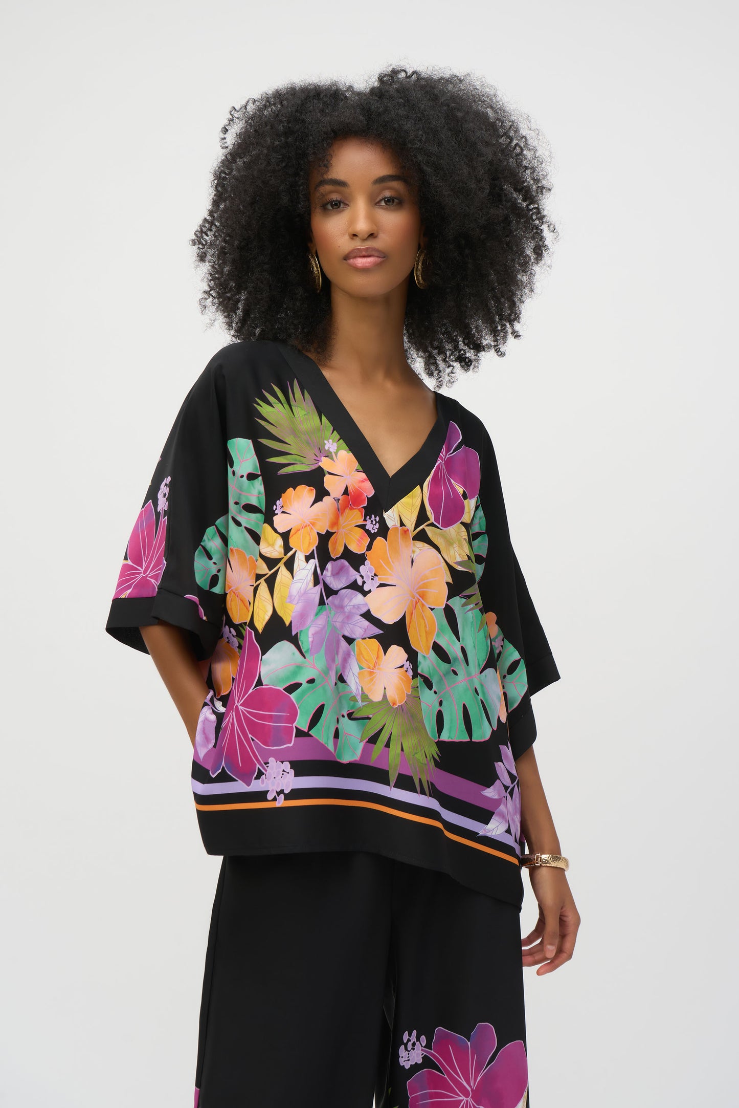 Joseph Ribkoff Floral Print Boxy Top Black/Multi 252218
