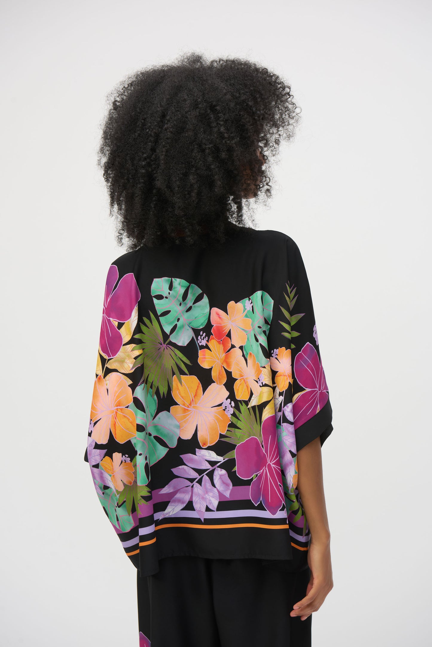 Joseph Ribkoff Floral Print Boxy Top Black/Multi 252218
