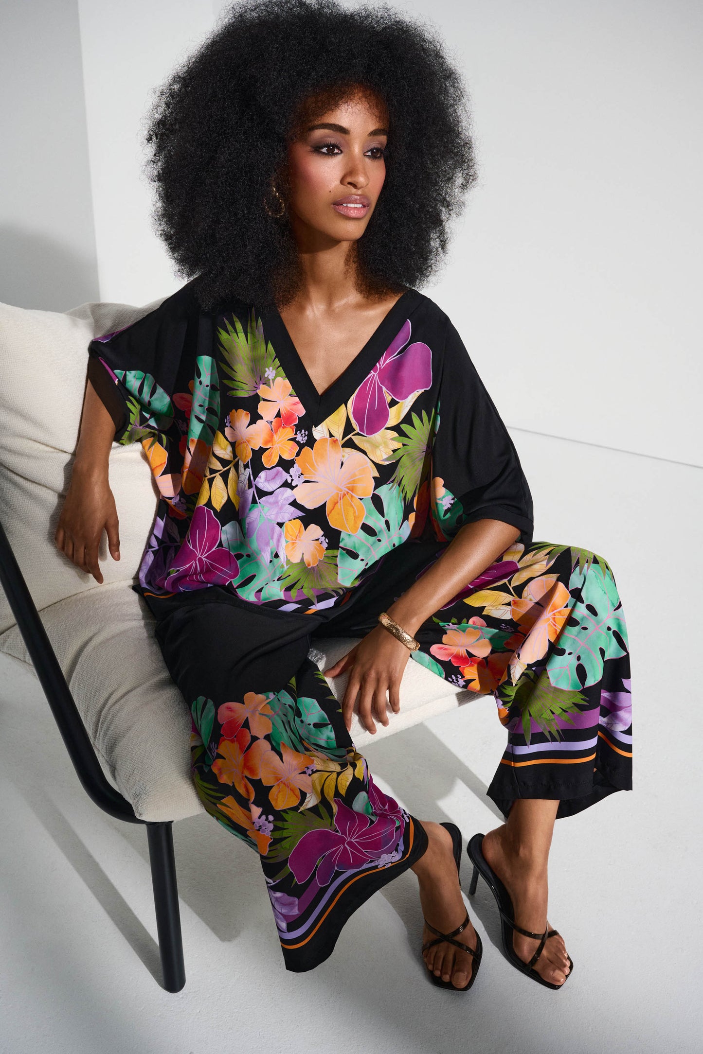 Joseph Ribkoff Floral Print Boxy Top Black/Multi 252218