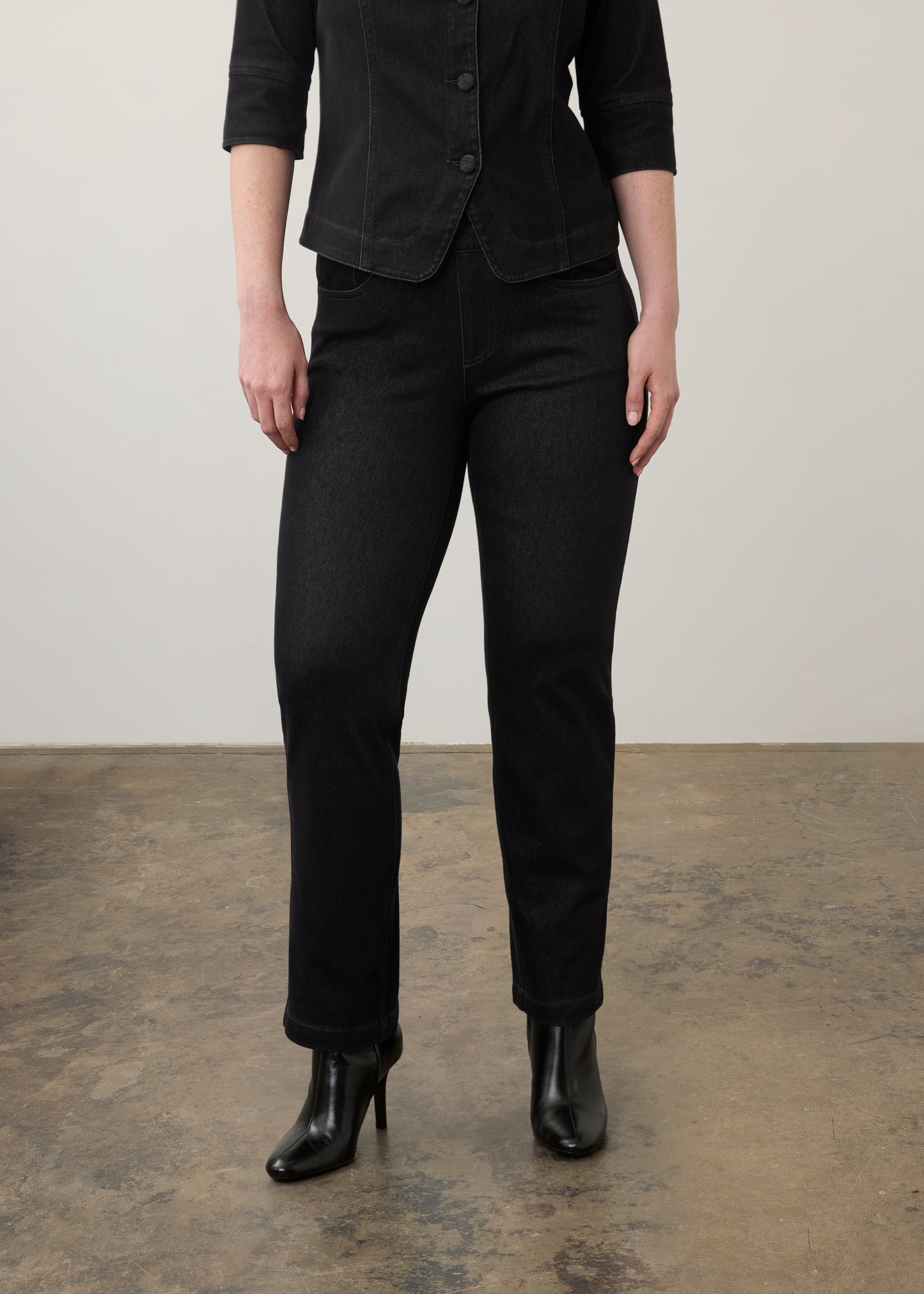 FDJ Pull on Straight Leg Denim Pants Carbon 2852131