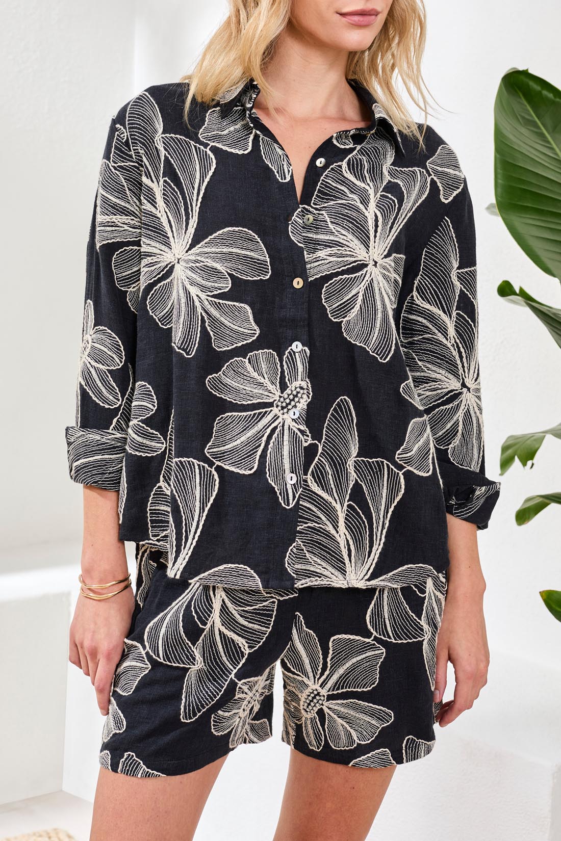 Tribal L/S Button Front Blouse  Black 30010-8377-0002