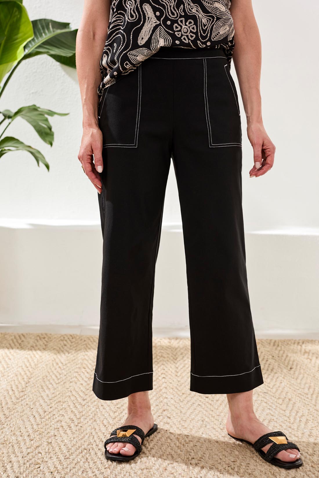 Tribal Pull On Ankle Pant w/Contrast Stritch Black 30900-3875-0002