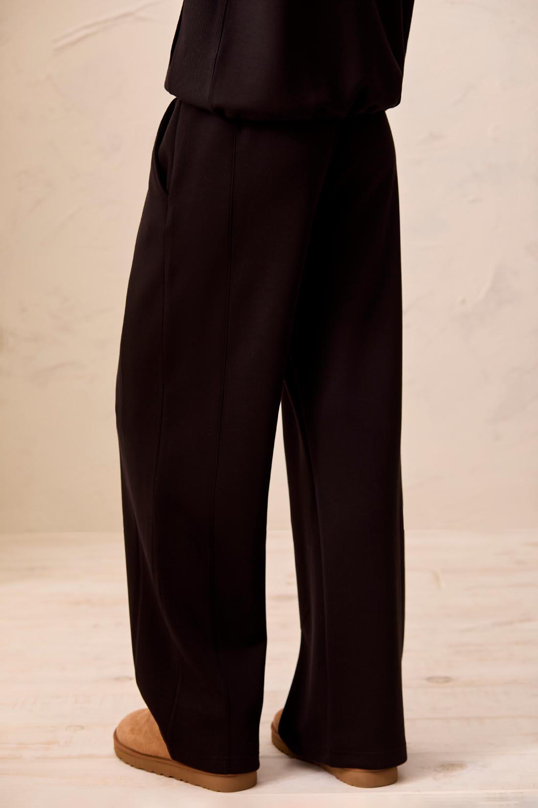 Tribal Pull On Ankle Pant w/Pockets Black 31380-3390-0002