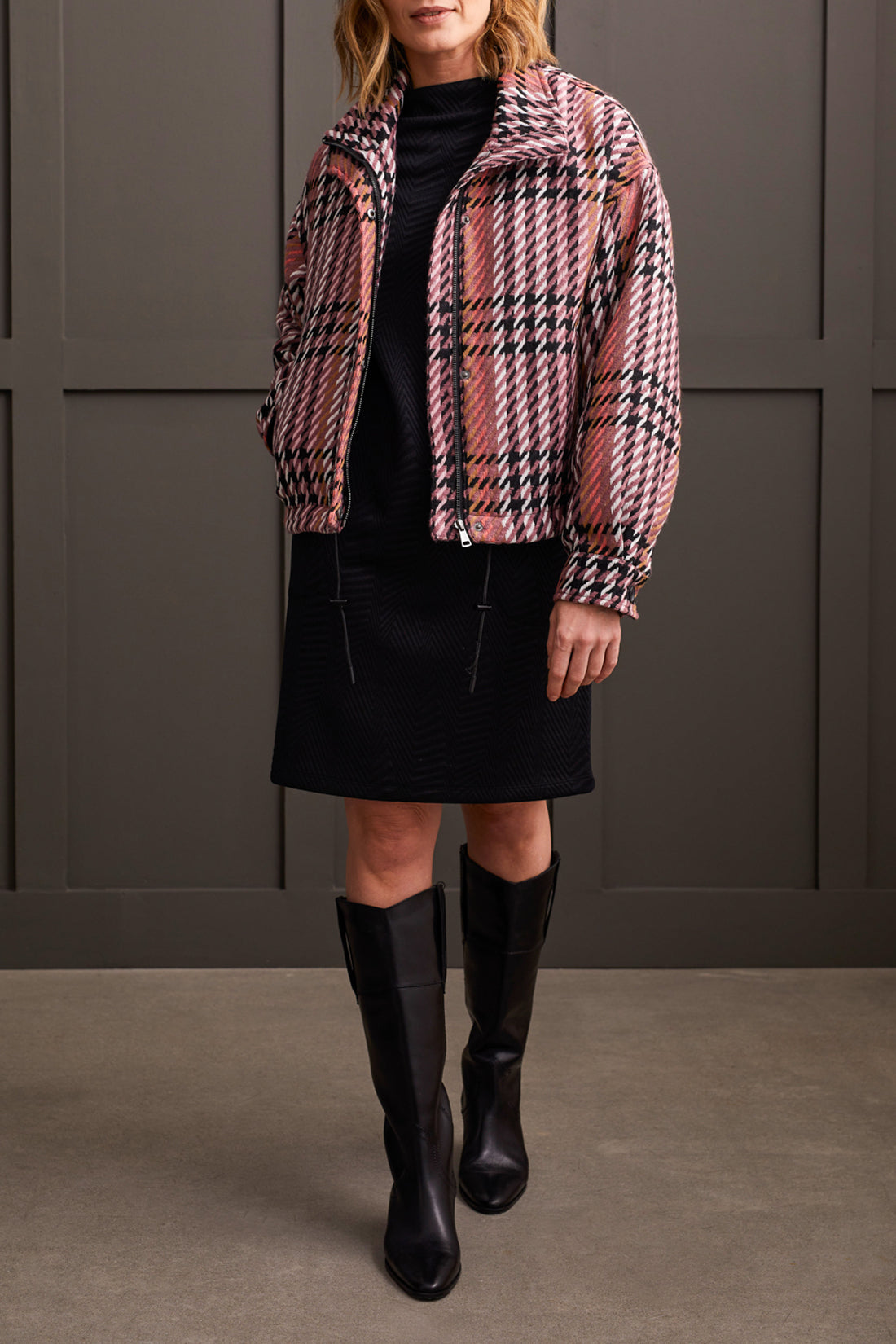 Tribal Funnel Neck Dress w/Pockets Black 56430-5129-0002