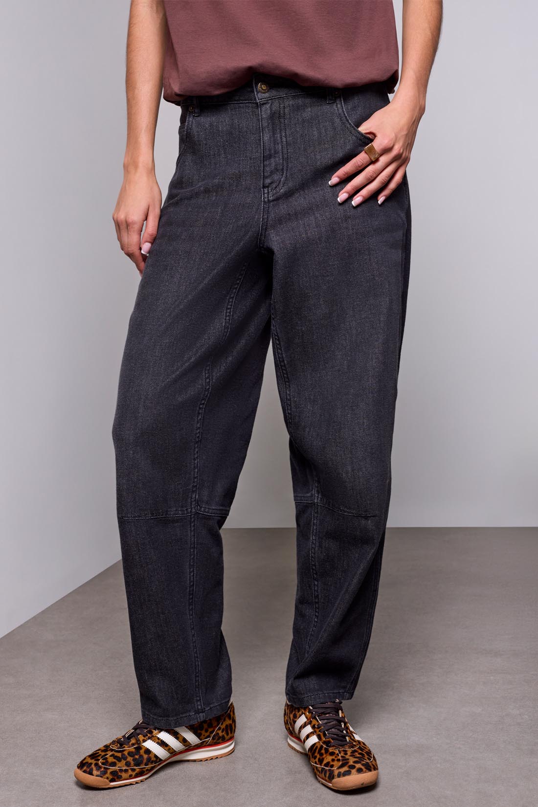 Tribal Audrey Relaxed Barrel Ankle Denim Jeans Film Noir 59750-1120-3382