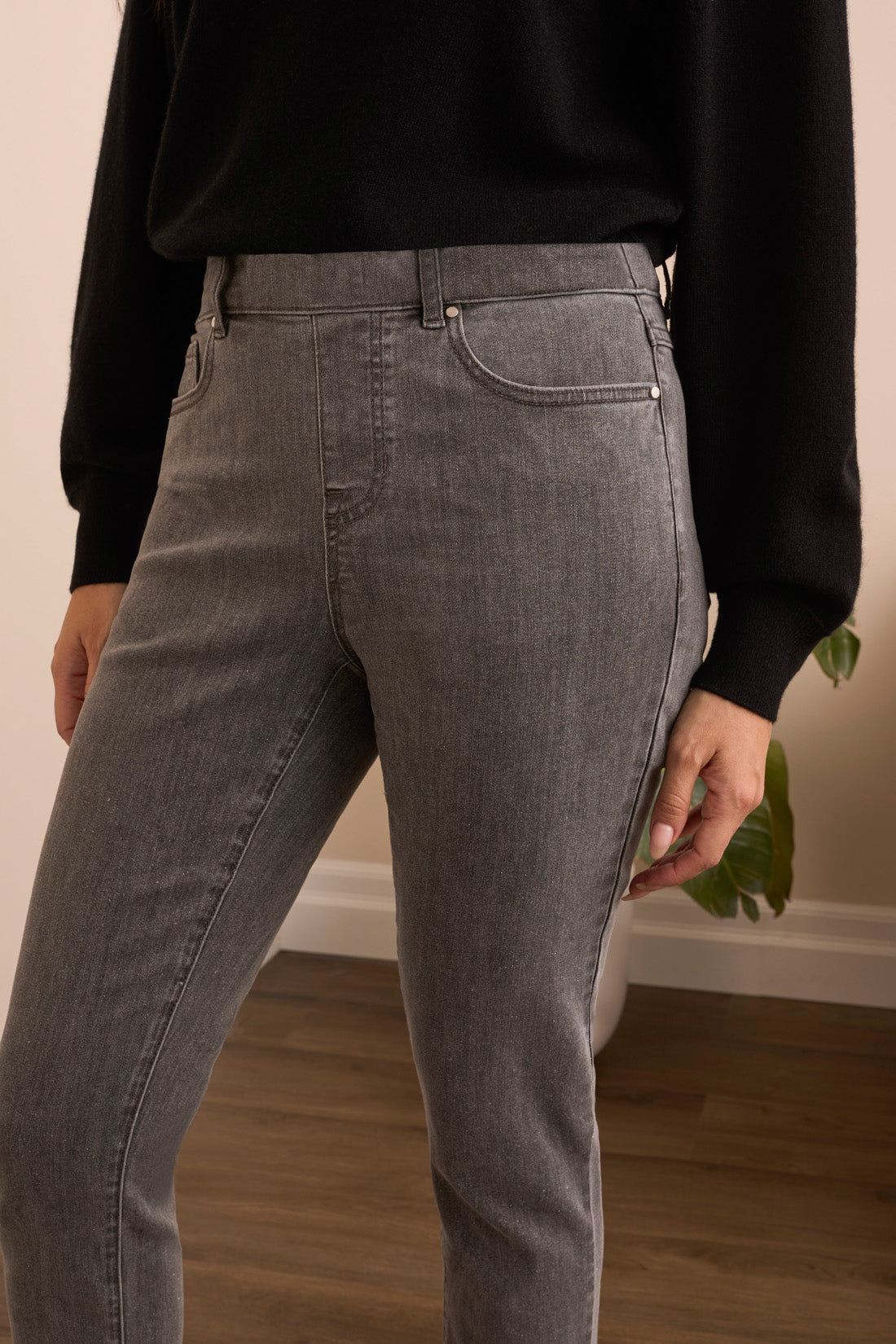 Tribal Audrey Pull-On Slim Ankle Pants w/Glitter Silvergrey 60370-5073-2516