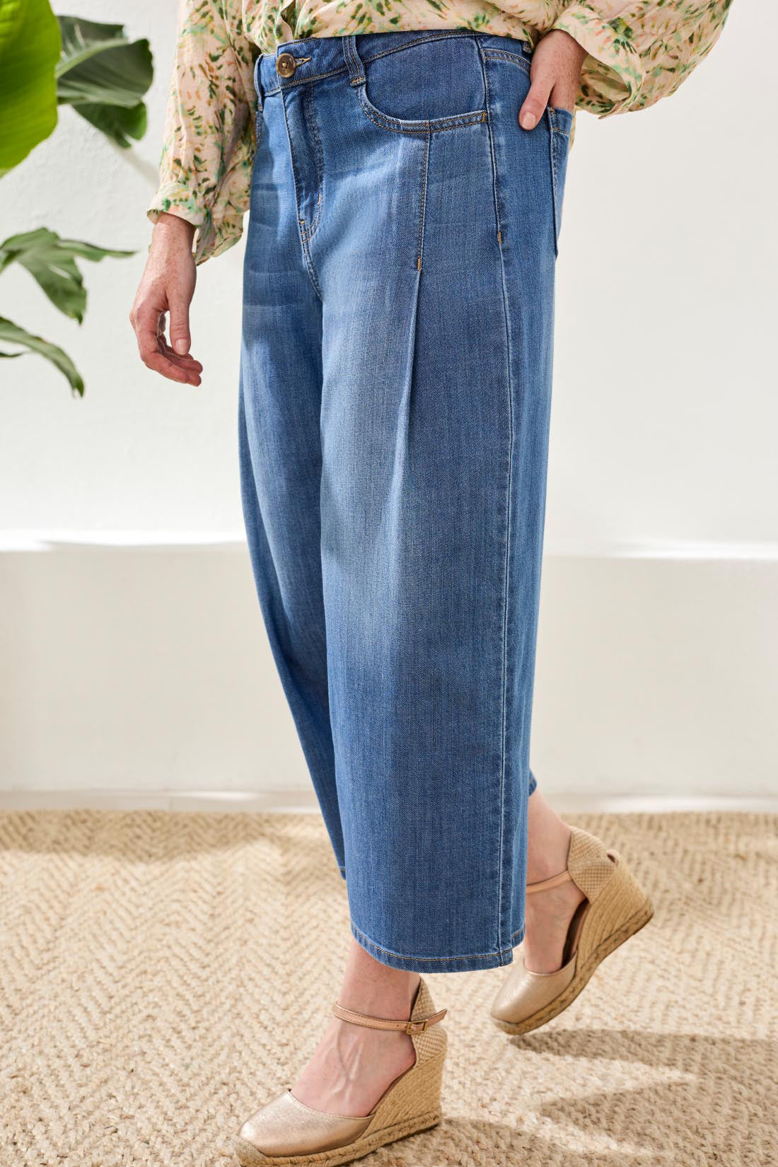 Tribal Audrey Pleated Crop Wide Jeans Fjord Blue 61890-4984-1839
