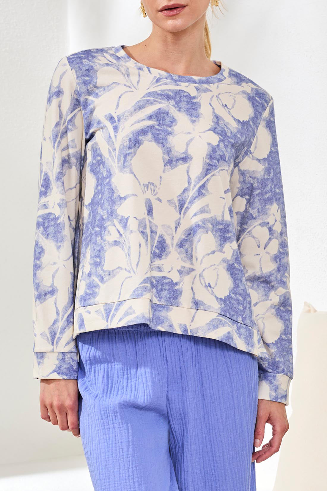 Tribal Crewneck Top w/Detailed Side Slits Baja Blue 62030-5201-3207