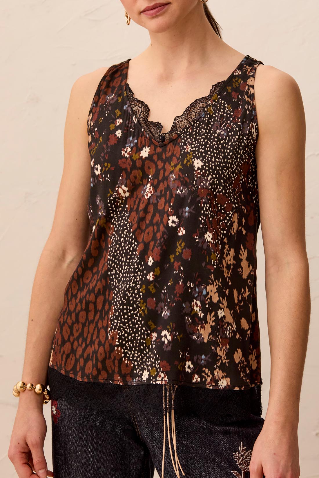 Tribal Cami w/Lace Rustic Brown 62390-1434-3379