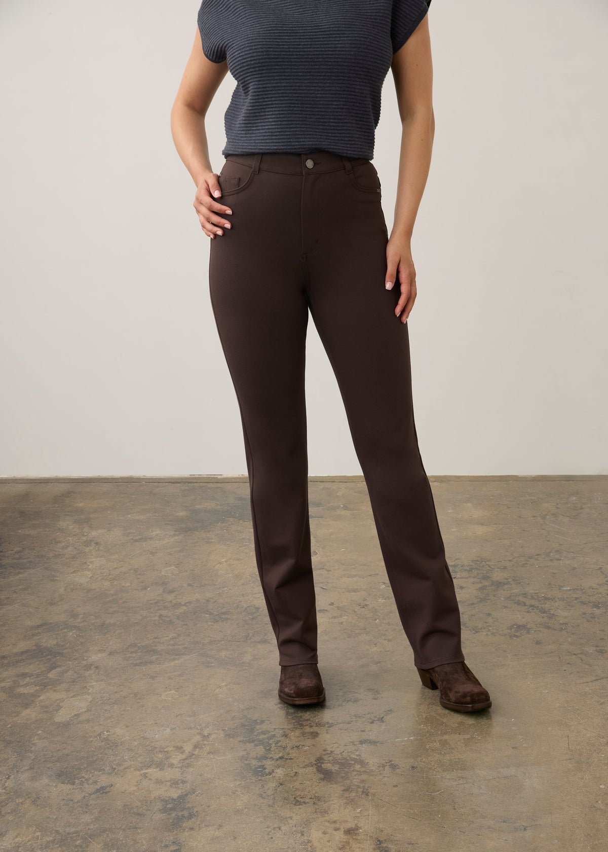 FDJ Petite Suzanne Straight Leg Pant Brown 6496396