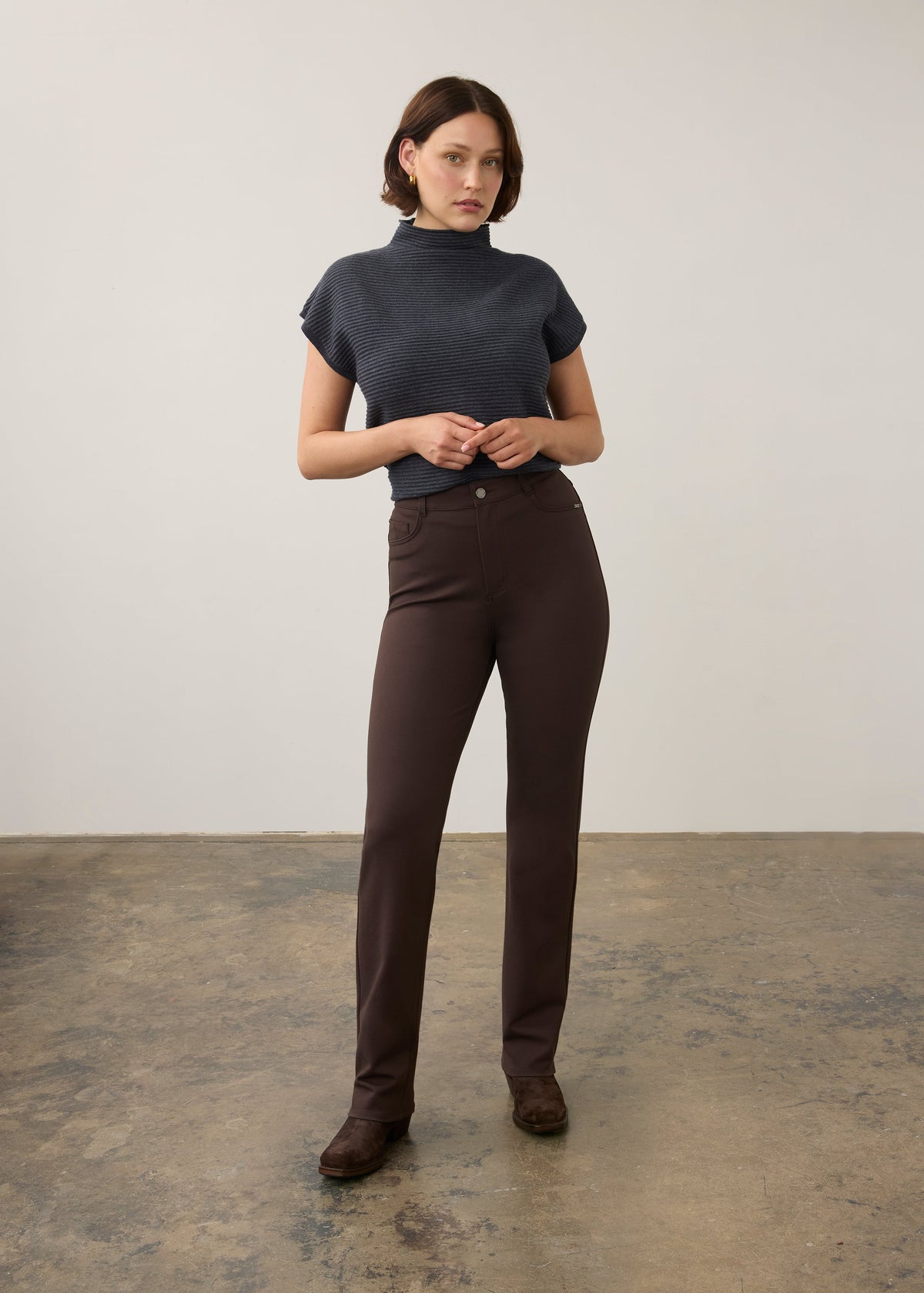 FDJ Petite Suzanne Straight Leg Pant Brown 6496396