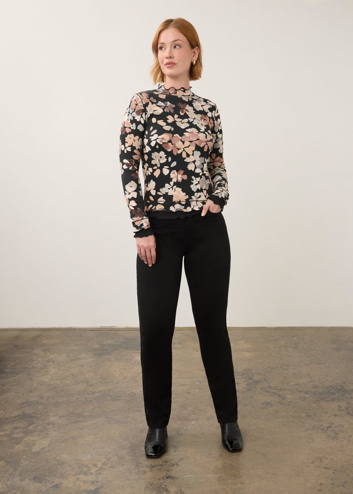 FDJ Suzanne Straight Leg Pants Black 6864511