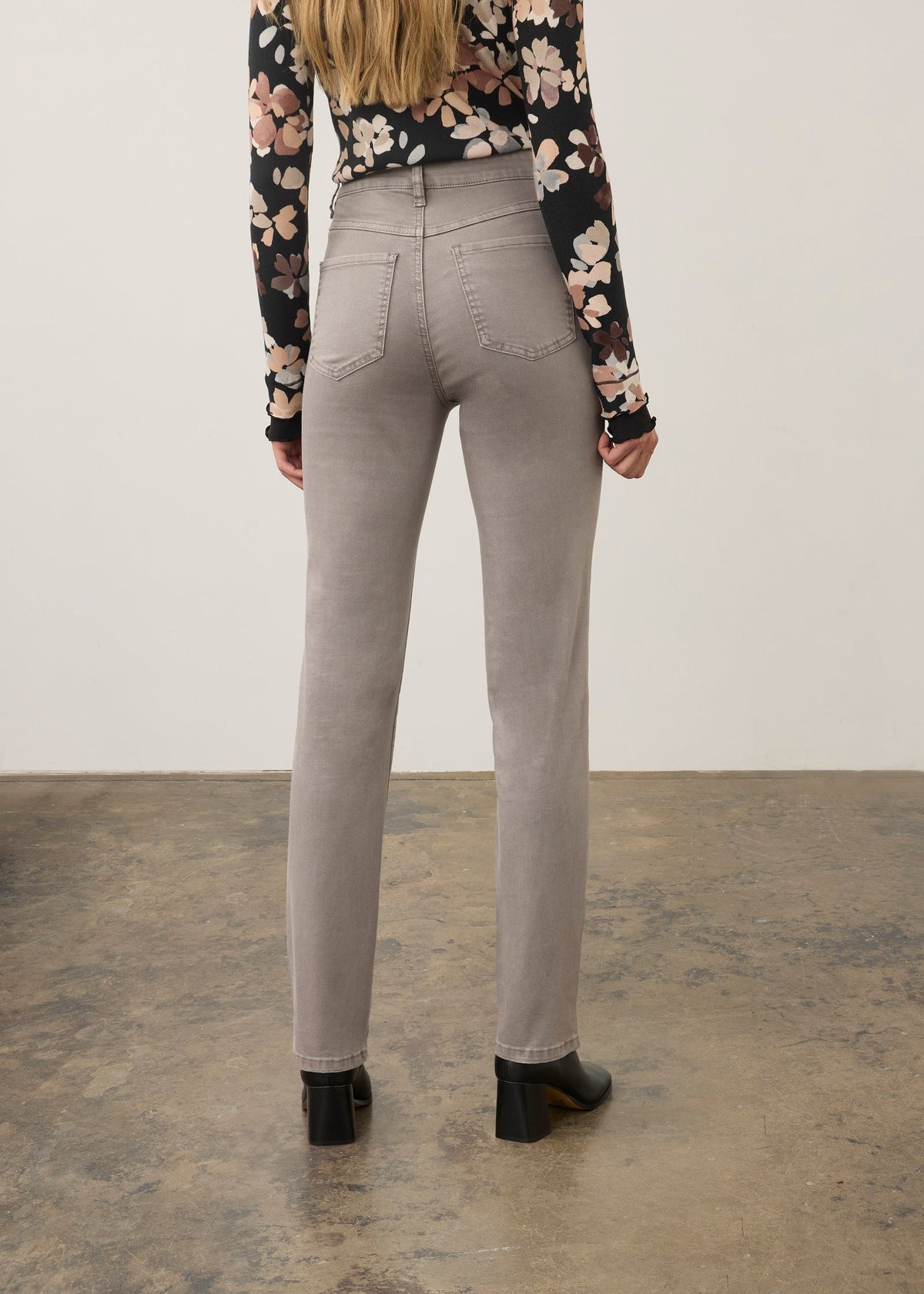 FDJ Suzanne Straight Leg Pants Stone Grey 6864511