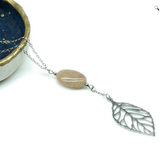 J&J Designs Leaf with Rose Quartz Necklace Silver 55819 AURORA