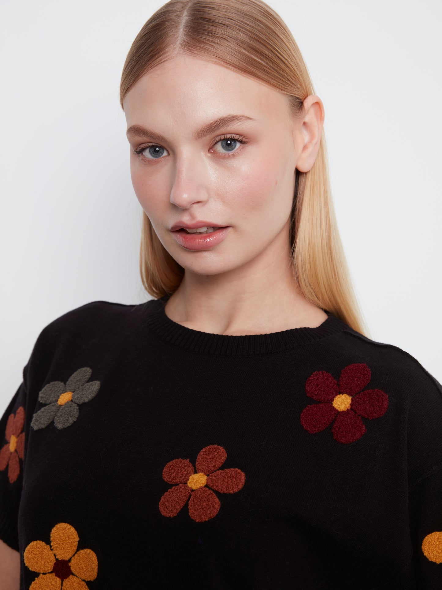 Charlie B Elbow Sleeve Embroidered Flowers Crew Neck Sweater Black C2947E-261B-P001