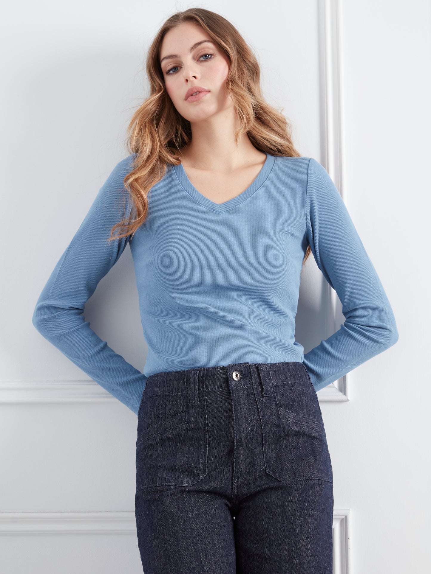 Charlie B Cropped Wide Leg Stretch Denim Pants w/ Patch Pockets Deep Blue C5660RR-437C-910