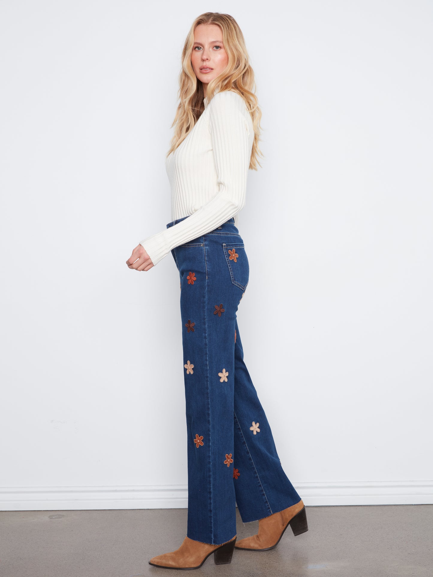 Charlie B Wide Leg Stretch Denim Pants w/Suede Flower Patches Indigo C5665R-431A-007