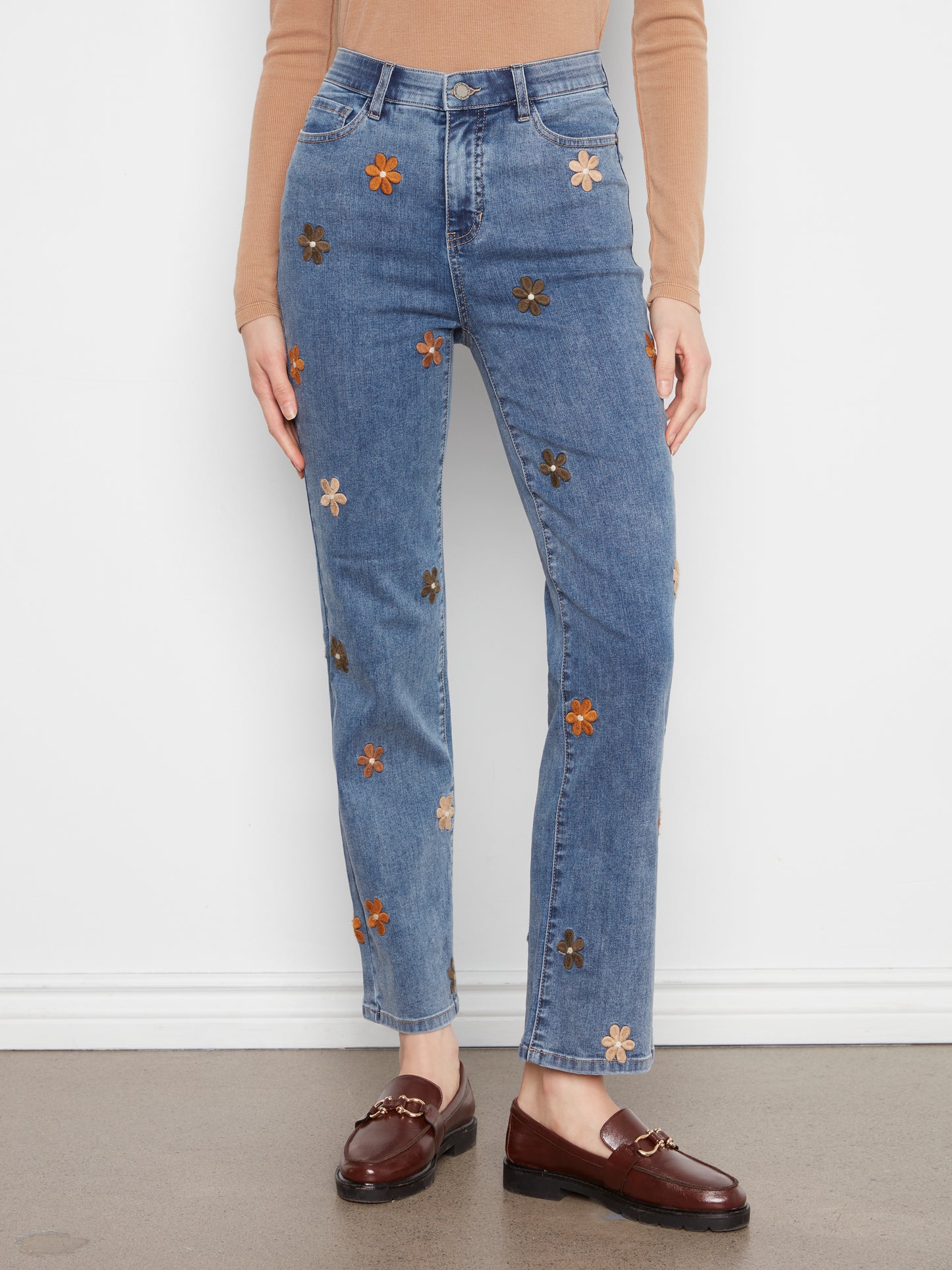 Charlie B Straight Leg Floral Embroidered Pants w/Elastic Inside Waist Medium Blue C5821-431A-146