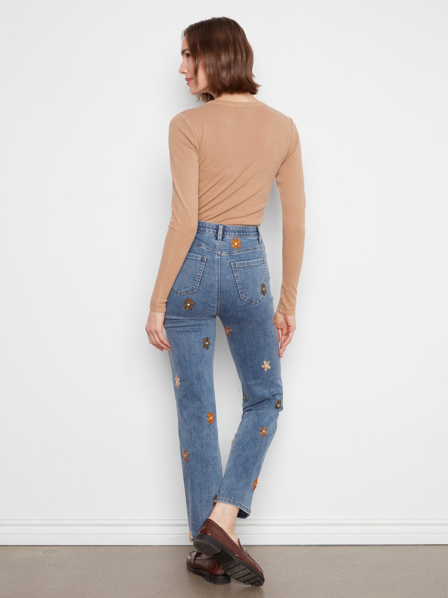 Charlie B Straight Leg Floral Embroidered Pants w/Elastic Inside Waist Medium Blue C5821-431A-146