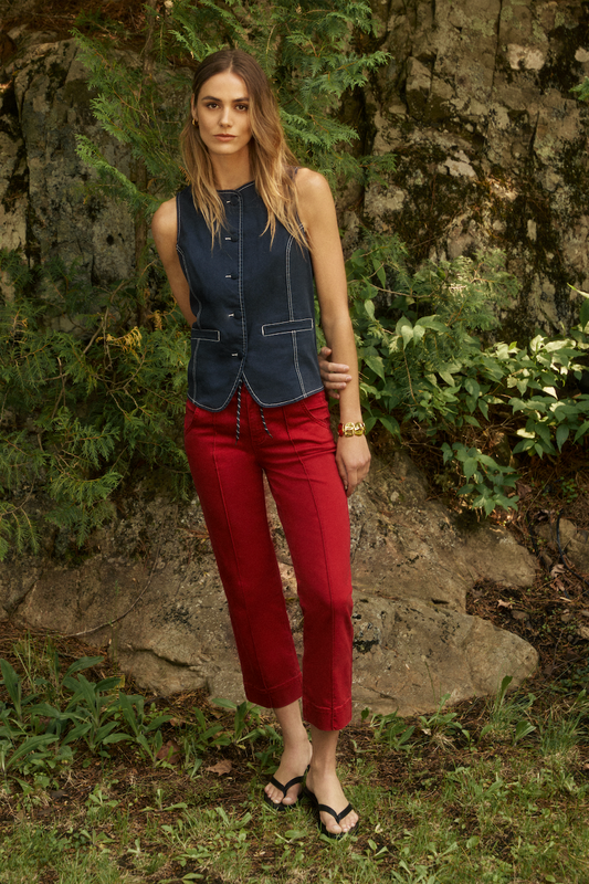 FDJ Button Front Vest Navy 1143511