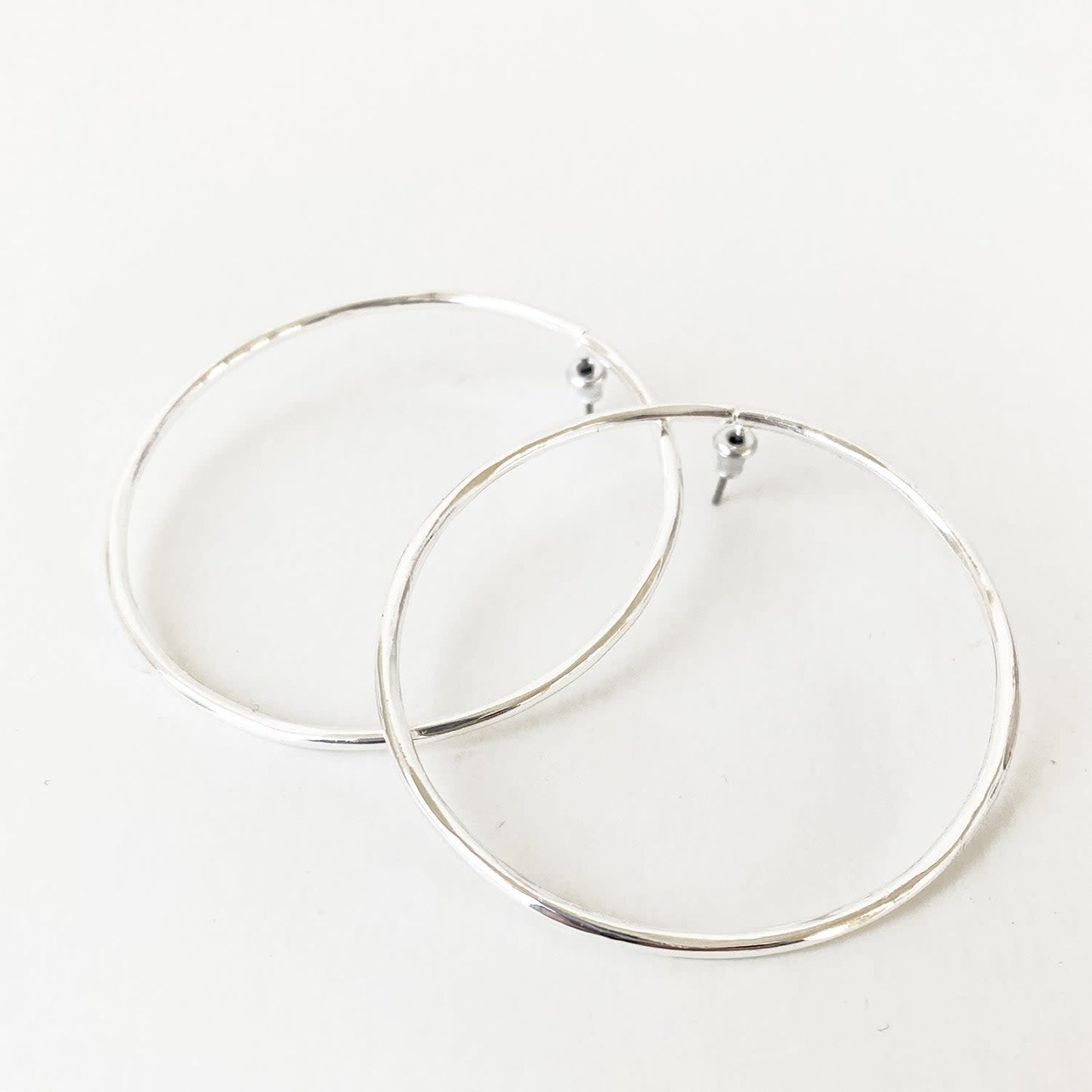 Caracol Shiny Silver Delicate & Big Hoop Earrings 2481-SLV-S