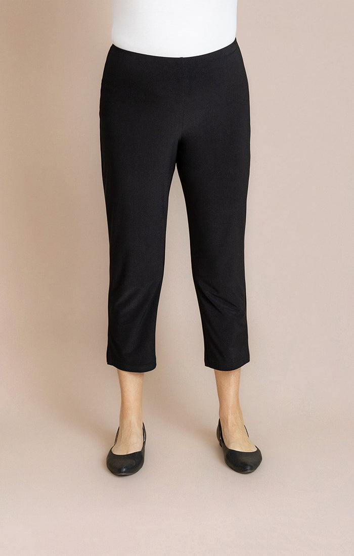 Sympli Narrow Pant Short Black 2748S